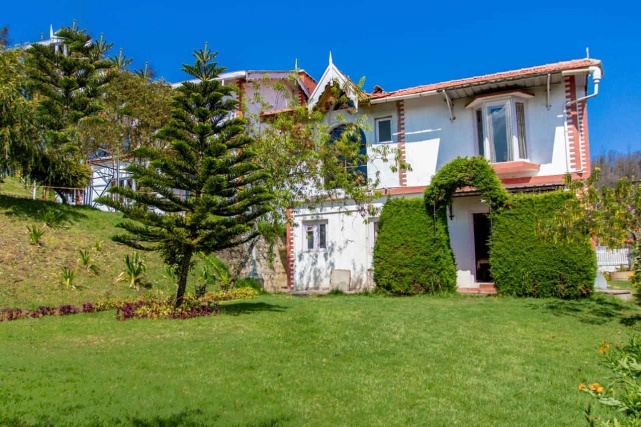 Pine View Stay Ооти Екстериор снимка