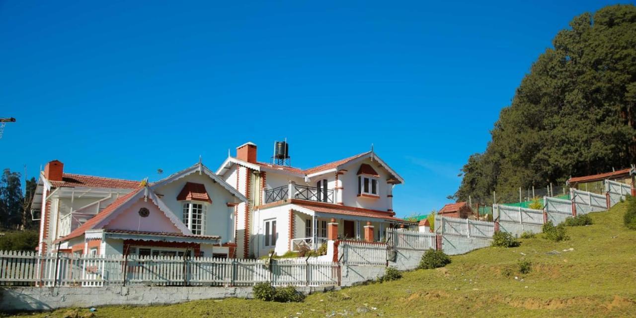Pine View Stay Ооти Екстериор снимка